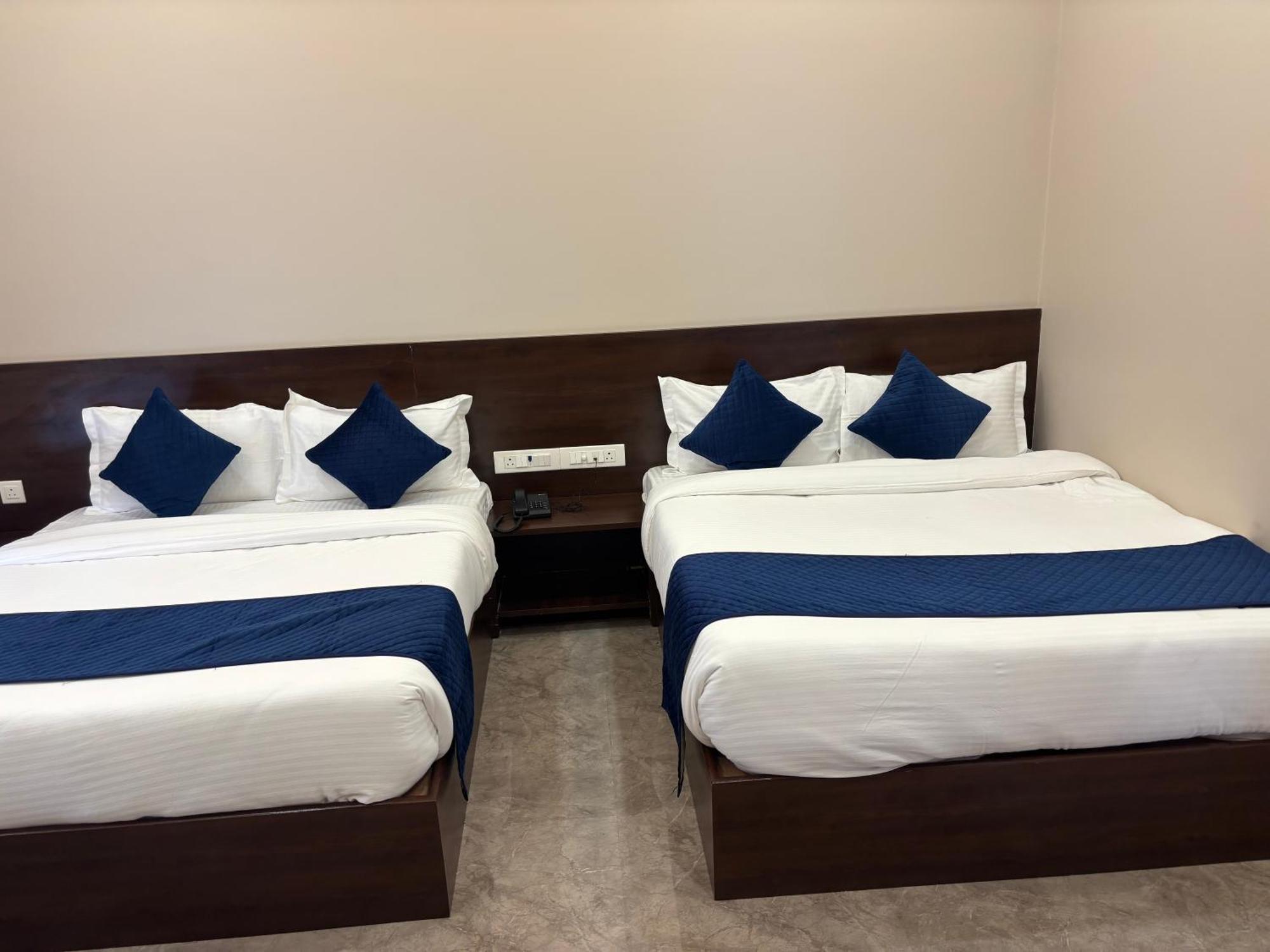 Hotel Sisodiya Palace Khātu Esterno foto